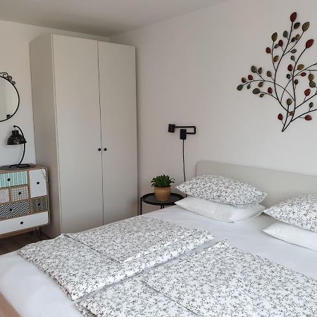 Apartment Maeistro By Privileggio Residence Rovinj Extérieur photo