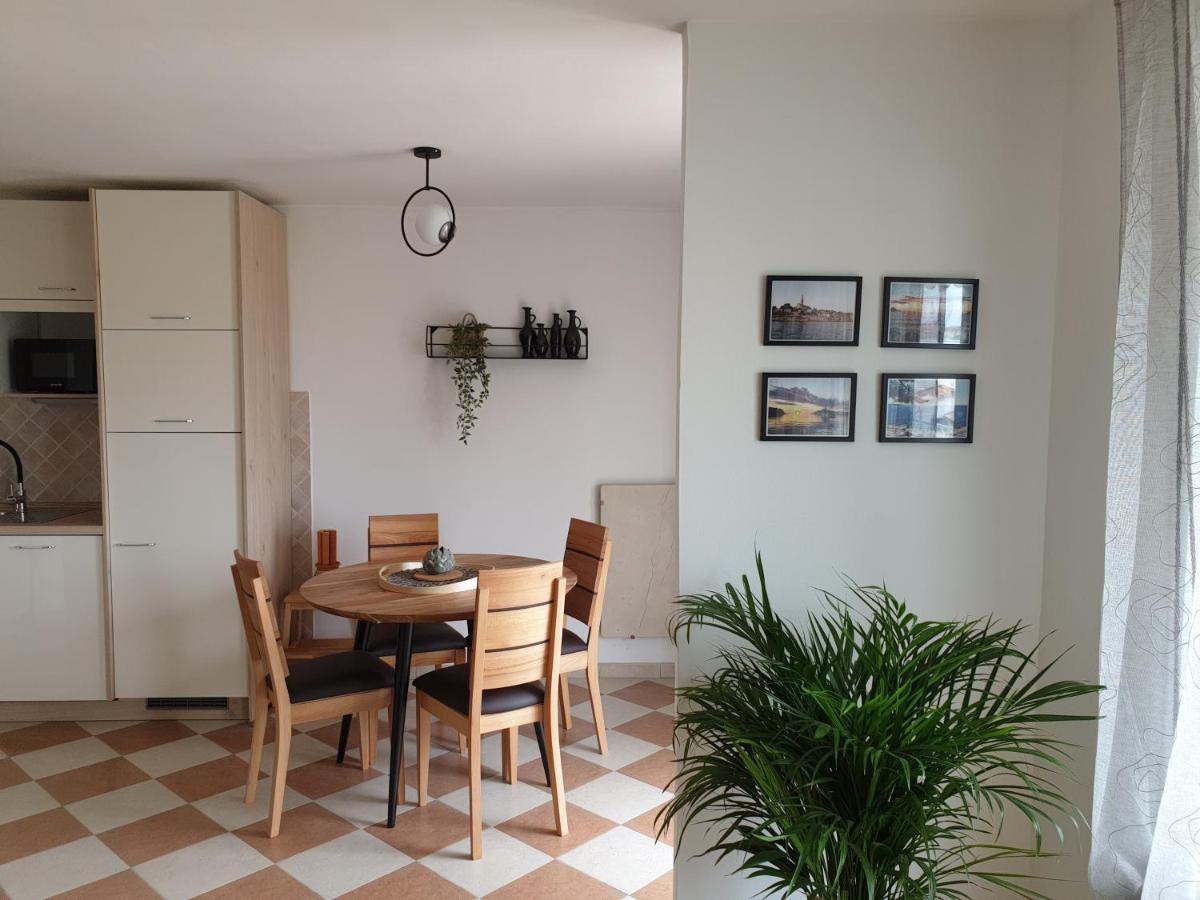 Apartment Maeistro By Privileggio Residence Rovinj Extérieur photo