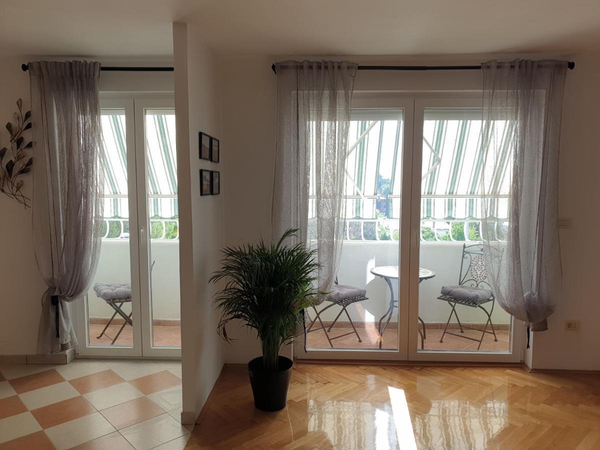 Apartment Maeistro By Privileggio Residence Rovinj Extérieur photo