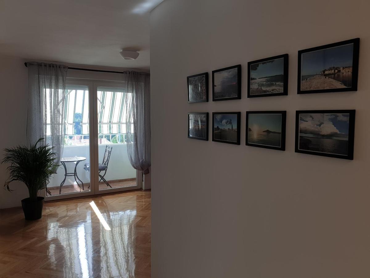 Apartment Maeistro By Privileggio Residence Rovinj Extérieur photo